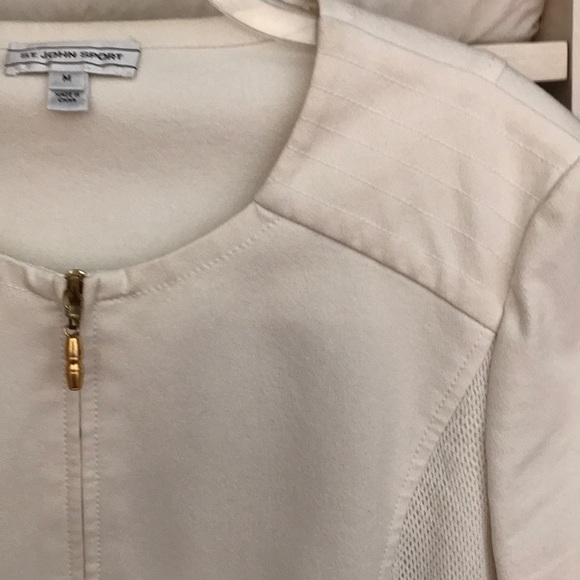 St. John sport jacket - Picture 7 of 8